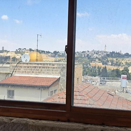 Into Jerusalem Heart Eksteriør billede